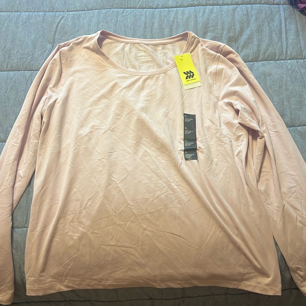 Target long sleeve all in motion shirt